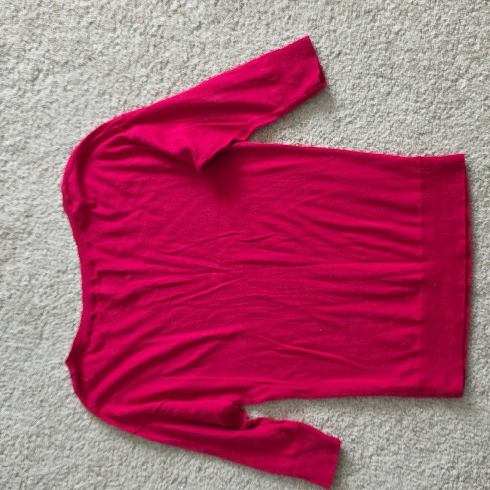 Red Sweater - Picture 4 of 4